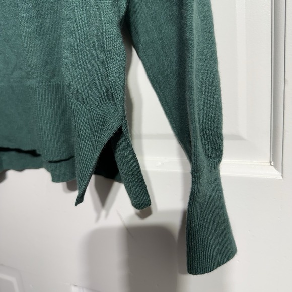 Rae Dunn Womens XL Sweater Pullover Crewneck Green Holiday  Christmas Cozy Soft - Picture 4 of 12